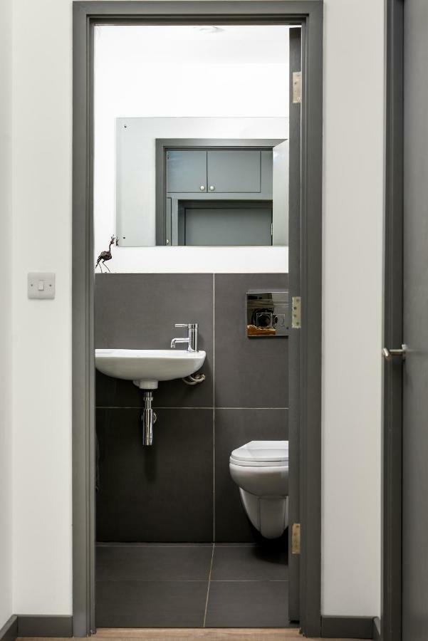 Lancing Beach Apartment. Dış mekan fotoğraf